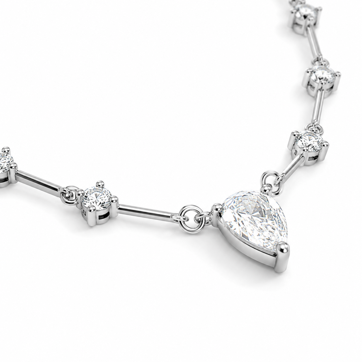 Éclat Zircone Necklace